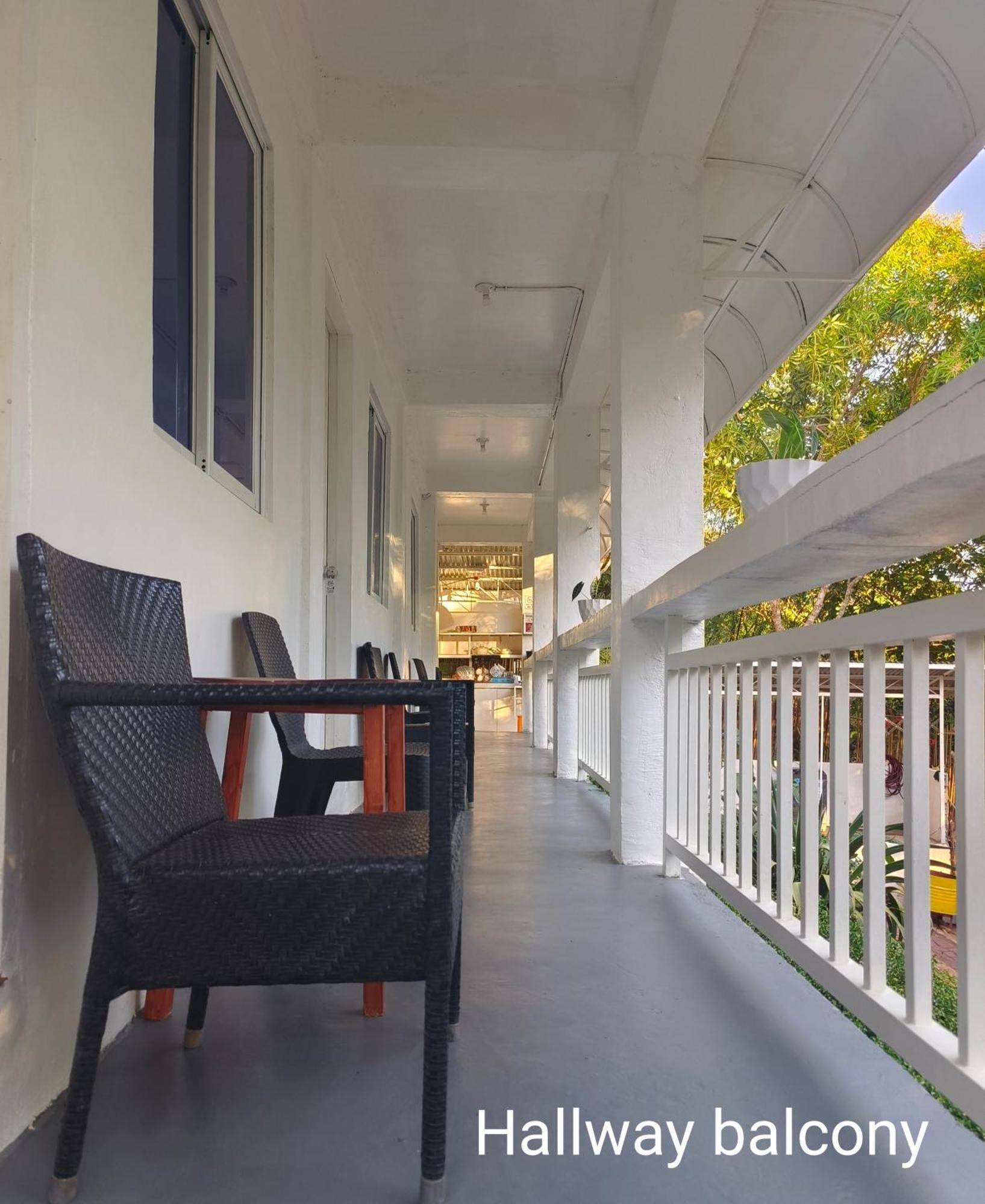 Ani Marie Guest House Coron Buitenkant foto
